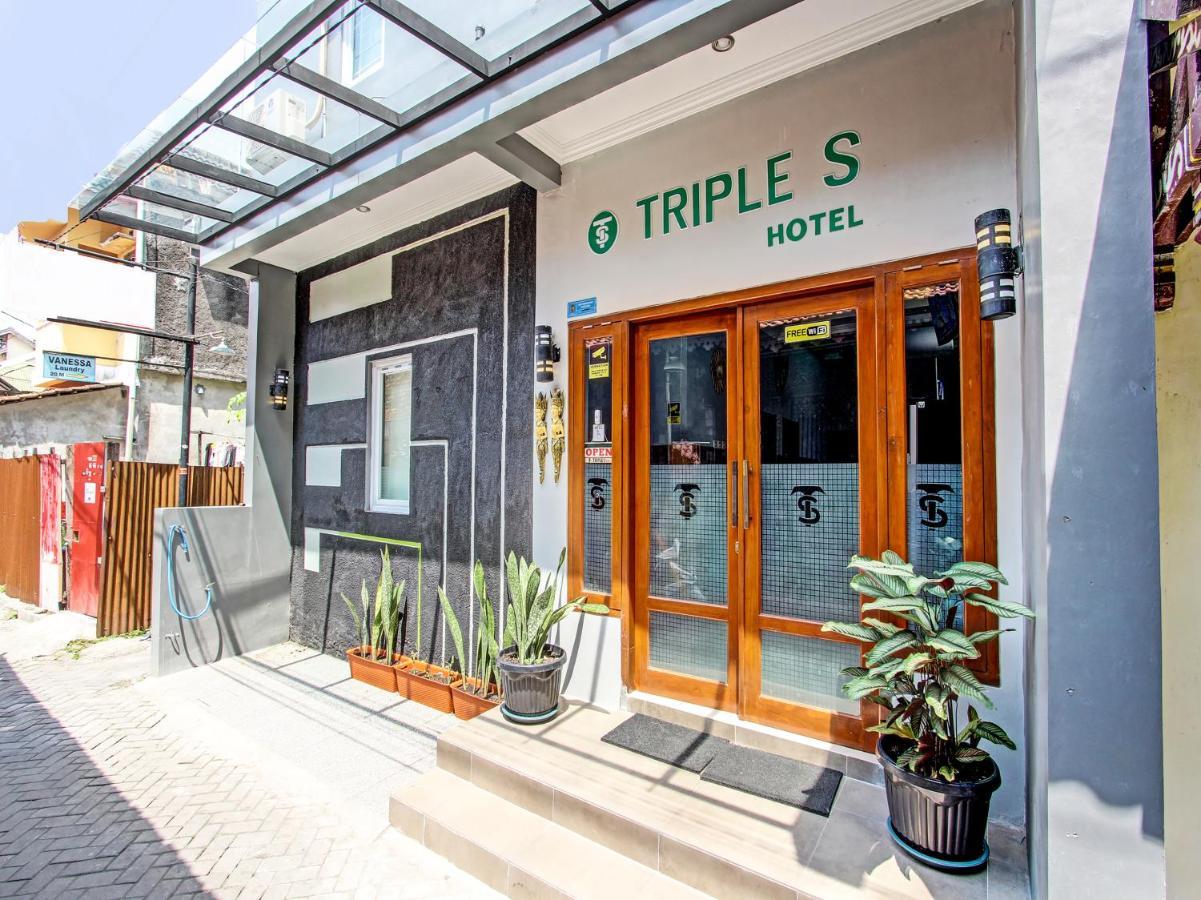 Oyo 91686 Triple S Hotel Malioboro Джокьякарта Экстерьер фото