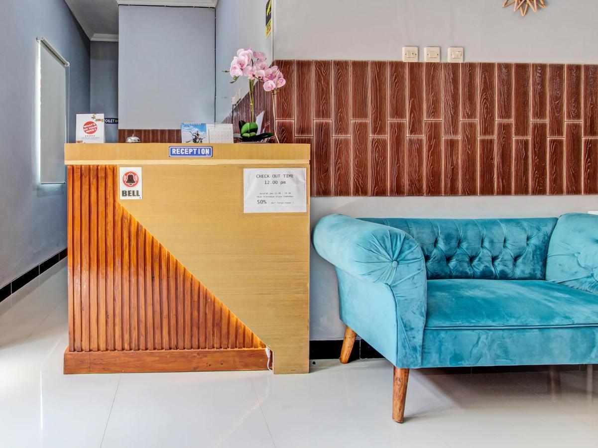 Oyo 91686 Triple S Hotel Malioboro Джокьякарта Экстерьер фото